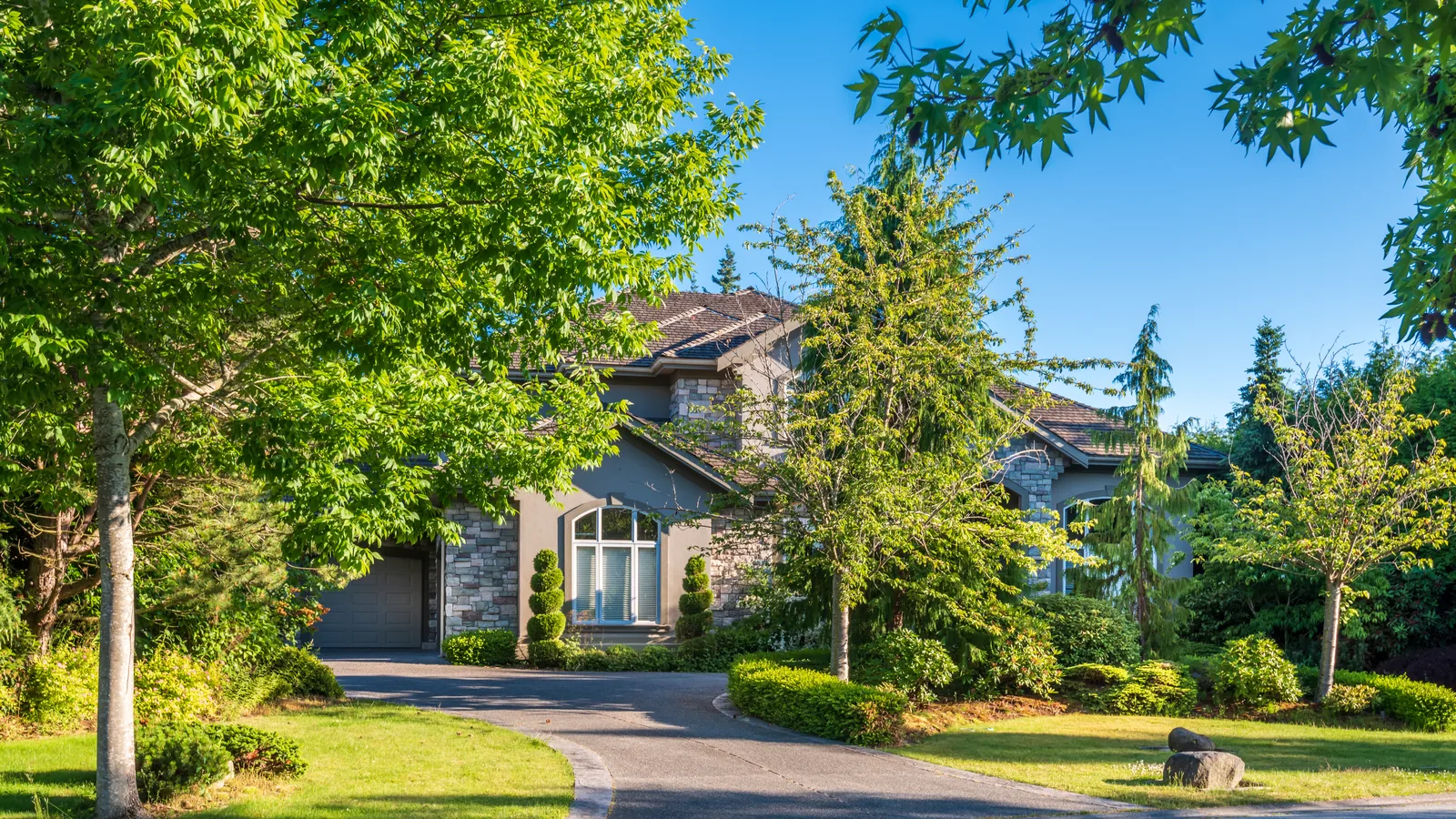 Suffolk Home Prices Are Climbing More Than Twice as Fast as Nassau's. The Gap Between the Two Counties Is Closing From the Wrong End.