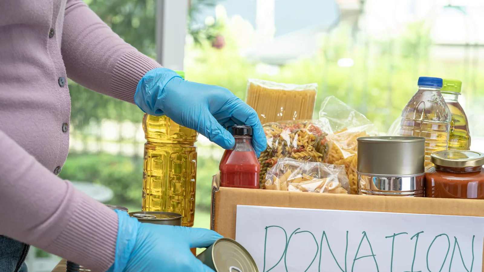 The Holiday Food Drive at Long Island Cares Runs Through October 30