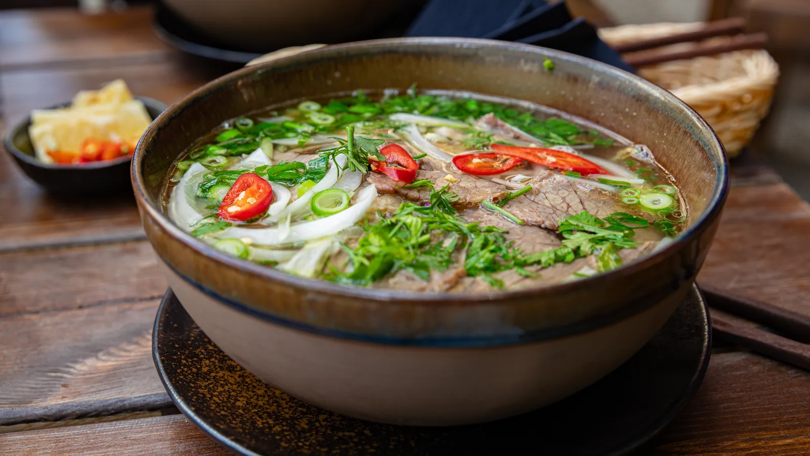 Pho Lands on Jericho Turnpike: Súp Vietnamese Opens Its Fourth Long Island Dining Room