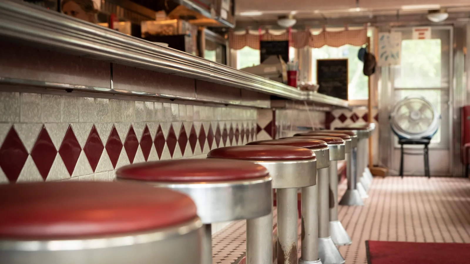 A Fourth Restaurant Has Filed at Great Neck's Old Seven Seas Corner