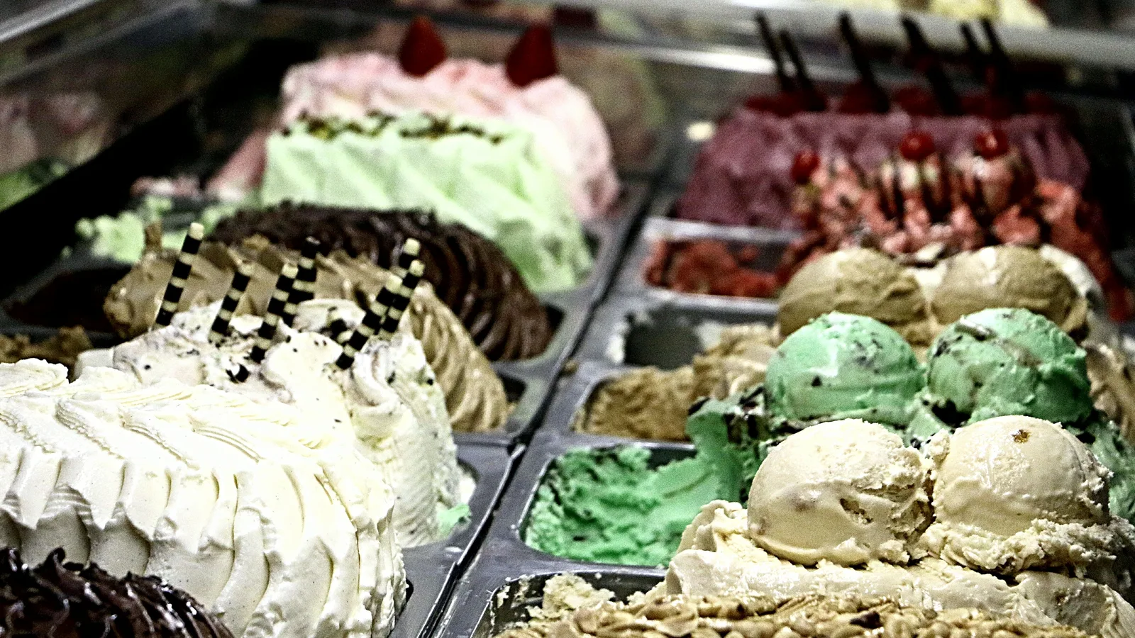 No Last Scoop: Ralph’s of Great Neck Says It Will Stay Open All Winter