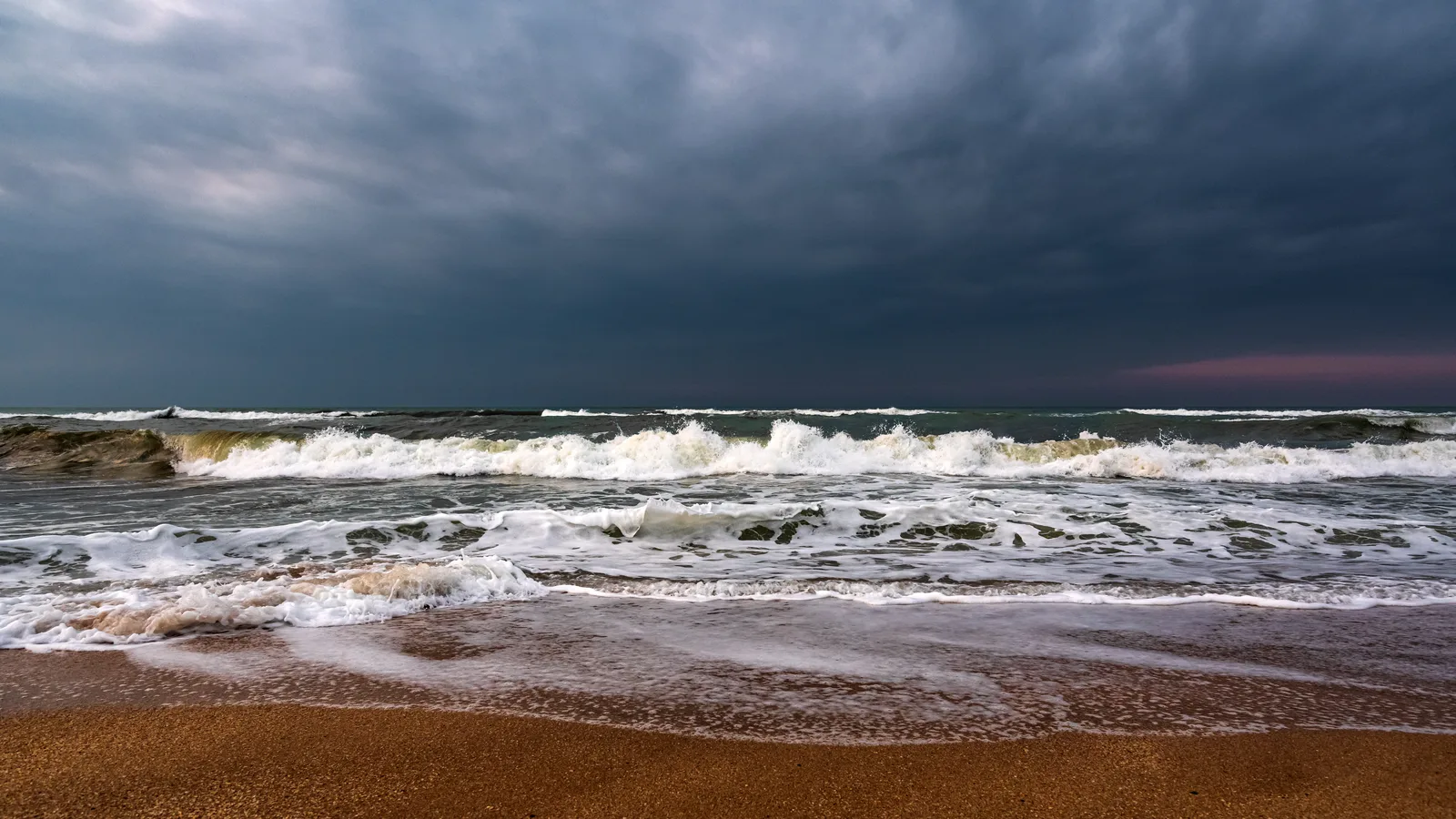 What the Nor'easter Canceled, Moved and Left Alone on Long Island This Weekend