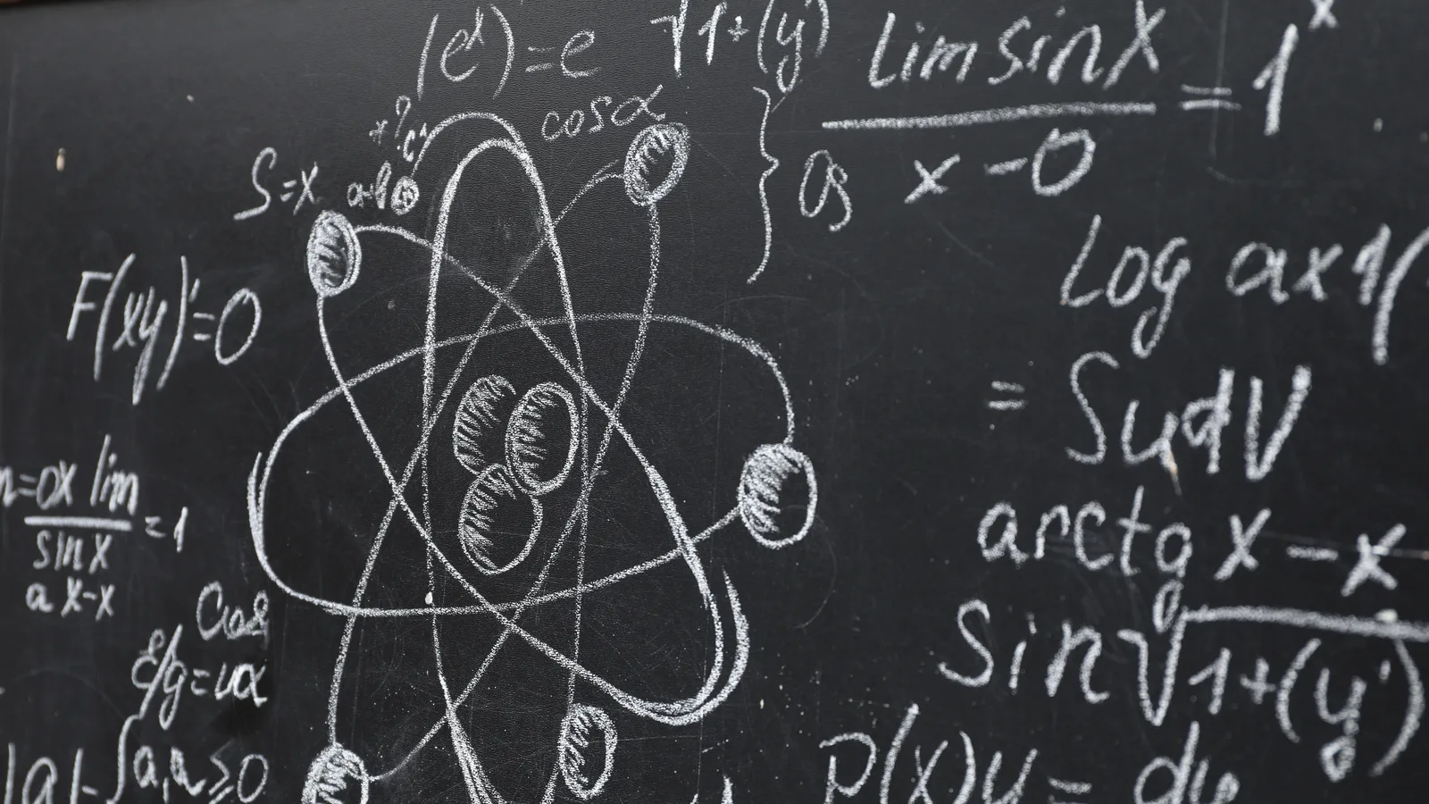 A Stony Brook Physicist Just Won a Packard Fellowship Worth $985,834