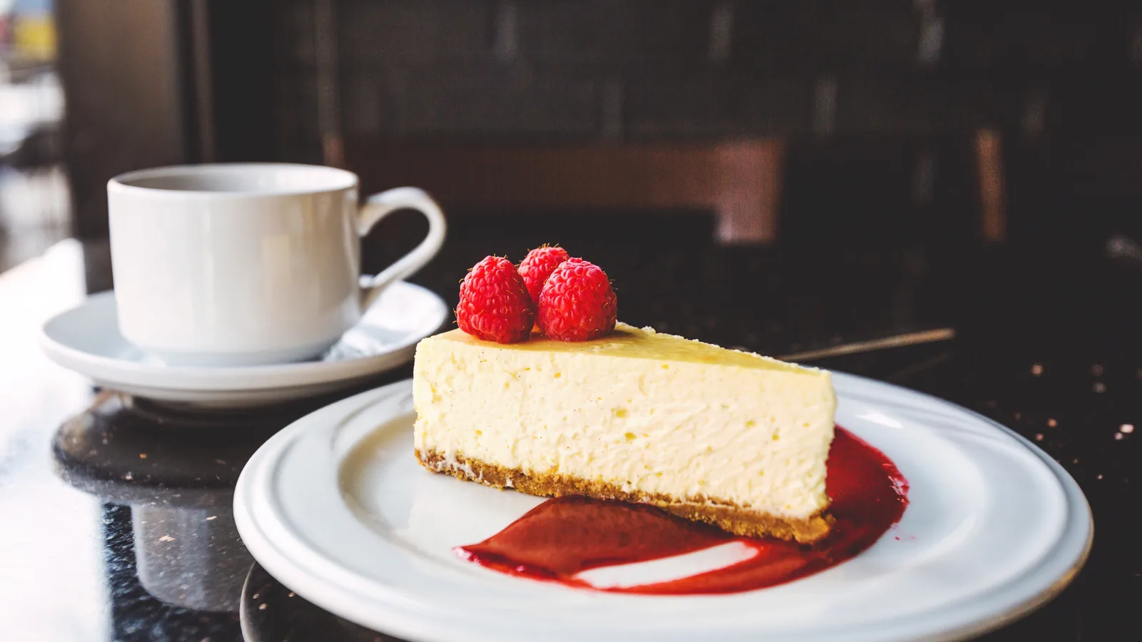 The Cheesecake Factory Opens at Green Acres on December 15