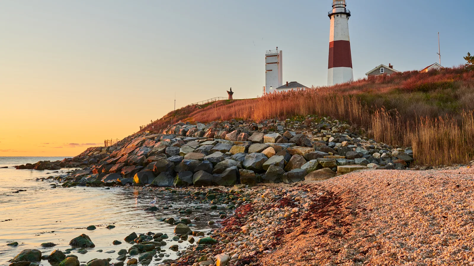 A New Restaurant Filing Just Landed on Montauk's Old Sel Rrose Corner