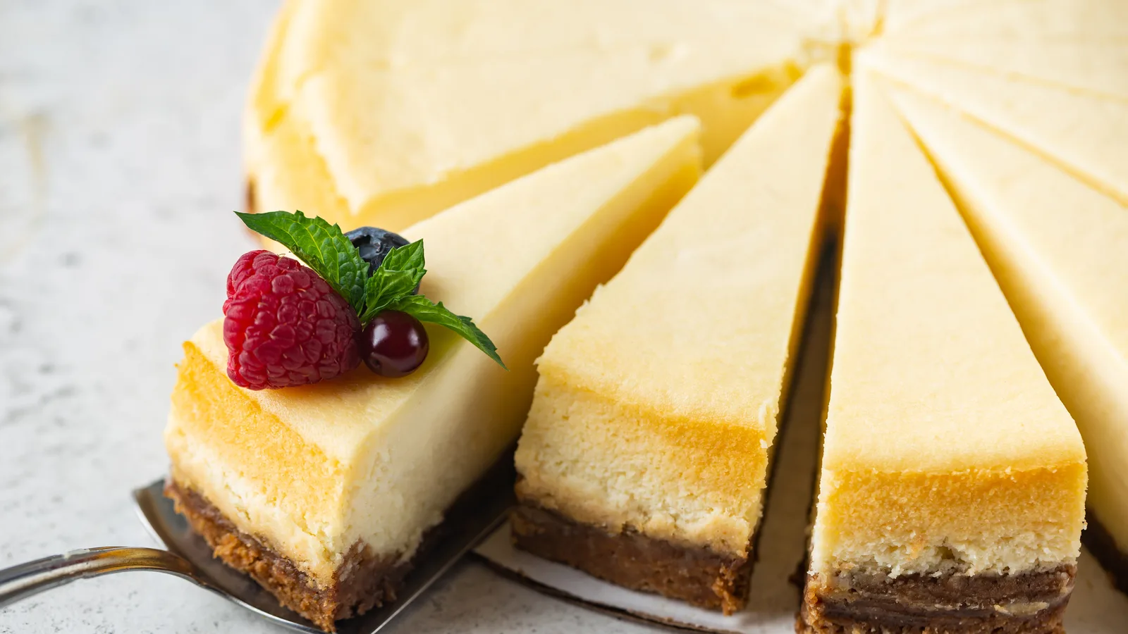 The Cheesecake Factory Is Hiring Now for a New Restaurant at Green Acres in Valley Stream
