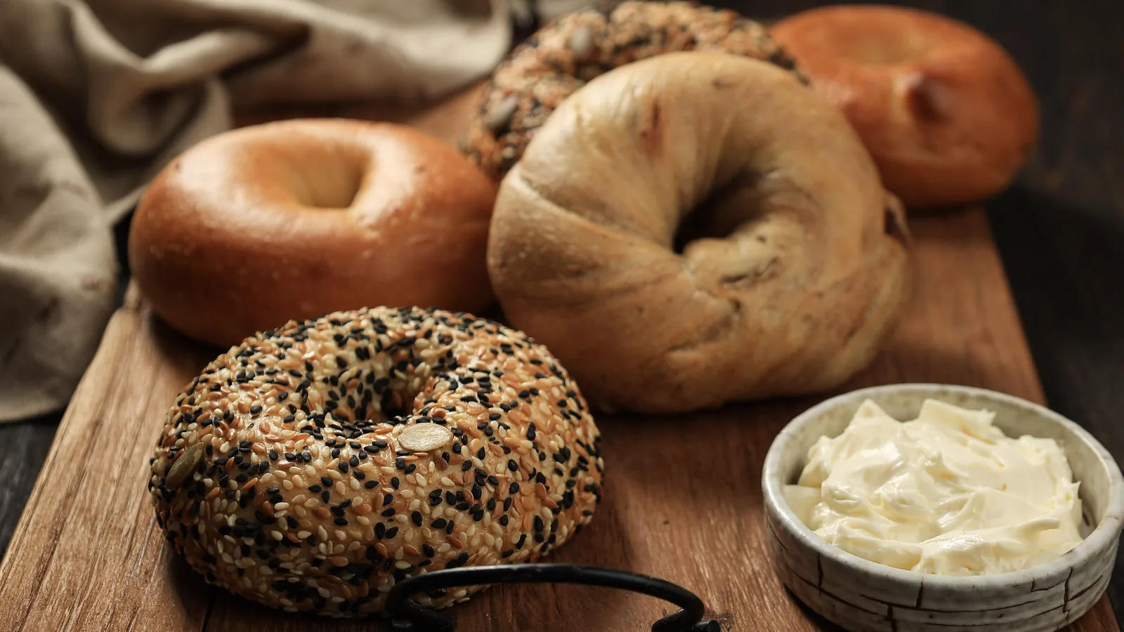 PopUp Bagels Is Open in Garden City, Cannoli Schmear and All