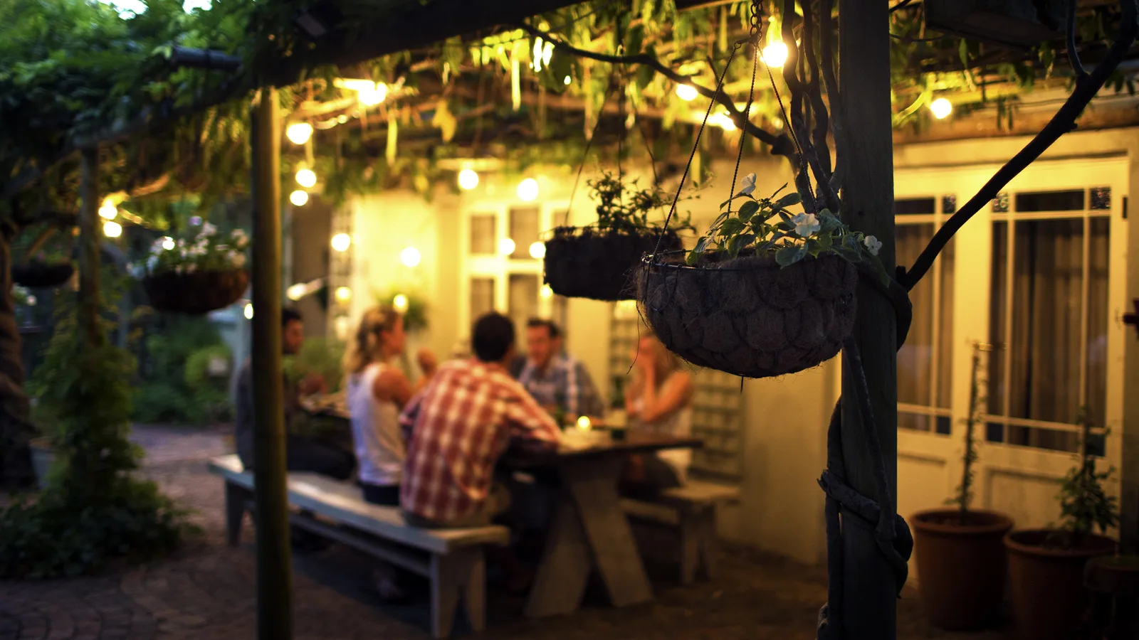 Abigayle's Is Open at the Preston House, and Riverhead's Grandest Porch Is Taking Reservations